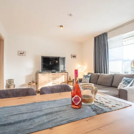 Haus Bergzauber アパート