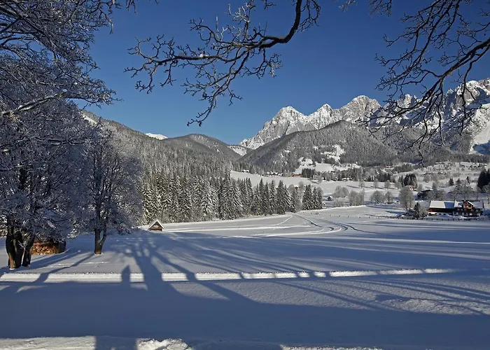 Haus Bergzauber アパート